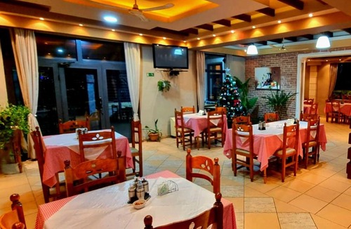 Korce Hotel | Bar Restorant Hotel Dhimitri
