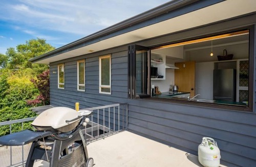 Waipahihi House | Base: 6 Extra: $30 1/81 Shepherd Road, Taupo