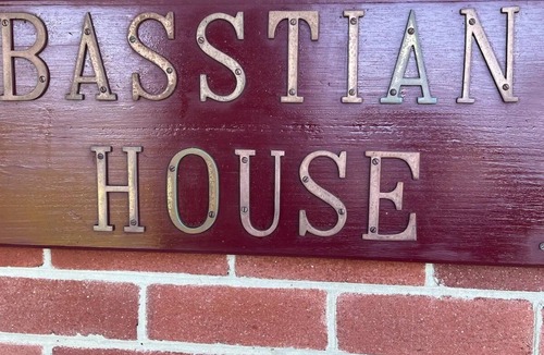 Bellerive House | Bastian House Riverview