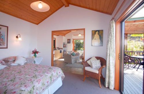 Russell House | Bay of Islands Cottages