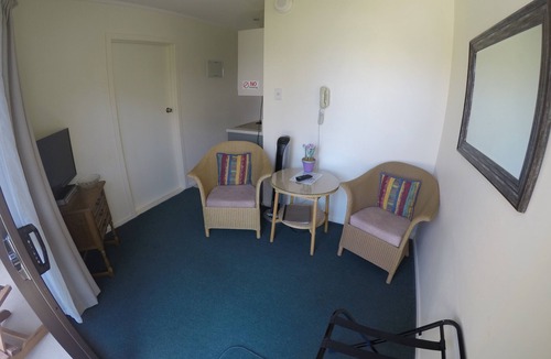 Paihia Hotel | Bay Sands Seafront Studios