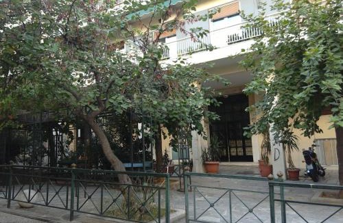 Thissio Apartment | Be My Guest Apartment