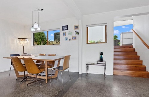 Whangamata House | Beach House on Blane - Whangamata Holiday Home