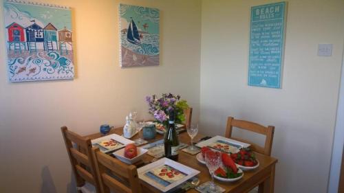 Crail House | Beach House Walk - Crail - Home from Home