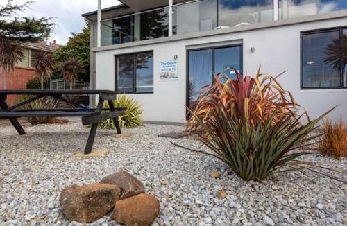 Blackmans Bay Apartment | Beachfront Apartment Blackmans Bay