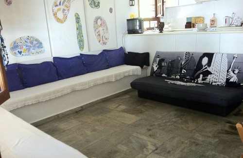 Ouranoupoli Apartment | Beachfront house with garden and beach