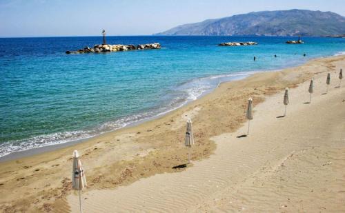 Aspous House | Beachfront Marilous House - Skyros Getaway