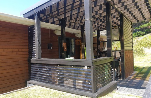 Shakespeare Bay House | Beachfront Paradise Retreat in your own Private Bay and Floating Jetty