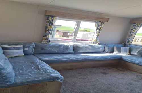 Dunbar House | Beautiful 2 Bedroom Caravan On A Fantastic, Popular Site