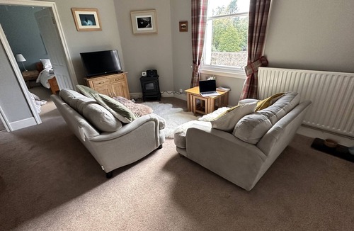 Eyemouth Apartment | Beautiful 2 bedroom Castle Property near coastal village of Coldingham