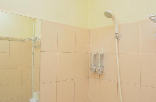 Kayu Putih Apartment | Beautiful and Relaxing Studio Tifolia Apartment By Travelio