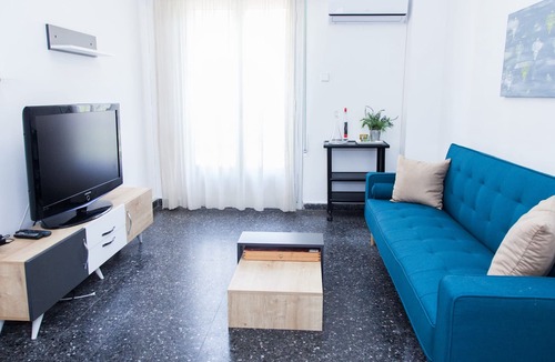 Keratsinion Apartment | Beautiful Apartment in Piraeus