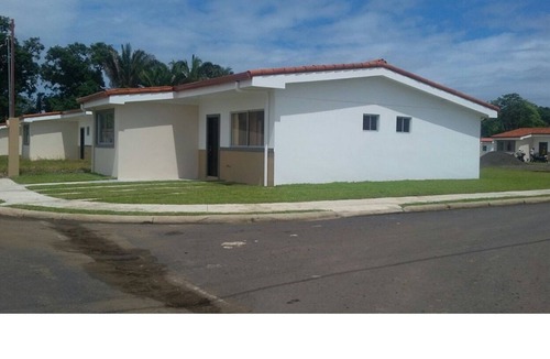 Canton Quepos House | BEAUTIFUL BEACH HOUSE WITH FREE WIFI