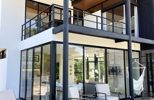 Matapalo Villa | Beautiful Modern Villa only 5 minutes from the beach.