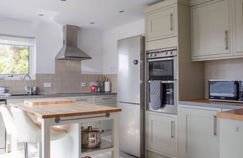 Dunvegan House | Beautiful private villa for 6 people with WIFI, TV and patio