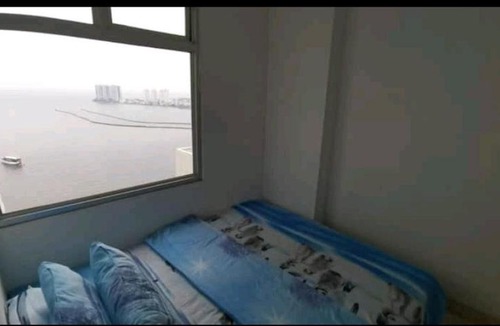 Pluit Apartment | Beautiful Sea view 2BR Strong WiFi Connected to the mall (32)