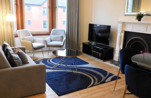 Partick Apartment | Beautiful & spacious 2 bed apt in Glasgow West End