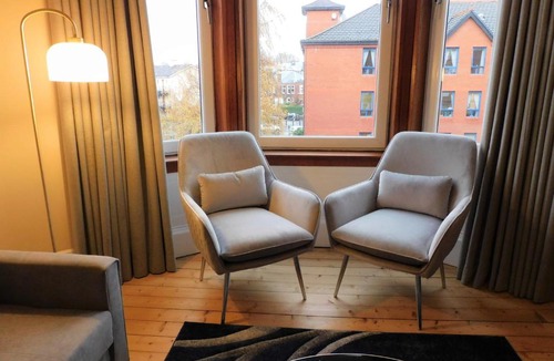 Partick Apartment | Beautiful & spacious 2 bed apt in Glasgow West End