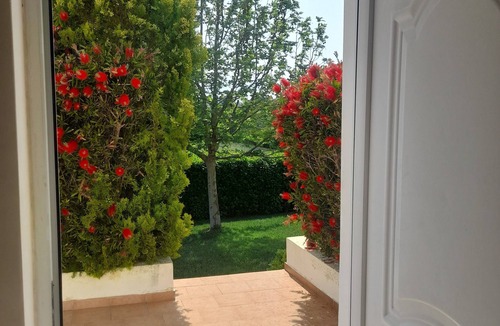 Oropos Villa | Beautiful Summer Villa in Chalkoutsi, East Attica