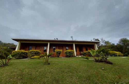 Sierra Bed & Breakfast | Belcruz family lodge