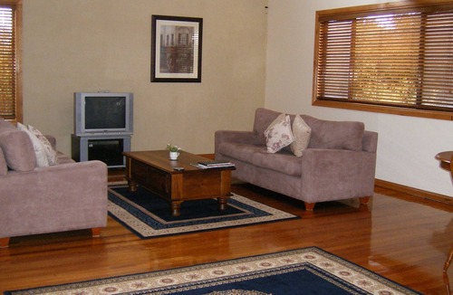 Scottsdale Villa | Bella Villa - 1 bedroom self-contained villa