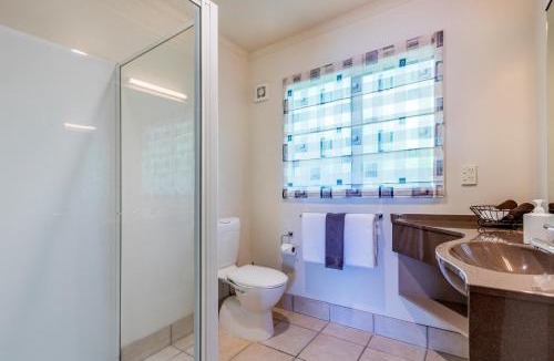 Porirua Hotel | Belmont Motor Lodge