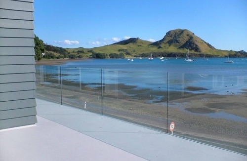 Whangarei Heads Apartment | "Beside The Sea."More than an apartment! Absolute waterfront. Swim steps away.