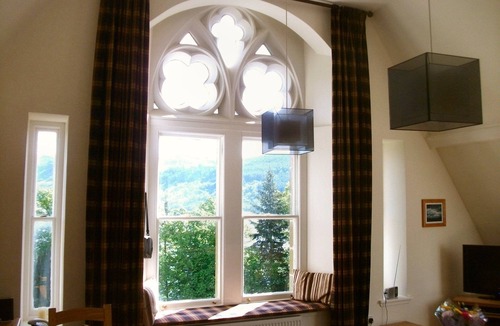 Fort Augustus Apartment | Best views of Loch Ness - Historic Abbey - Short-break and Last Minute Discounts