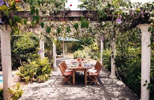 Dominical Villa | Better Than the Beach. Ocean and Valley view. Very private. Beauty everywhere.