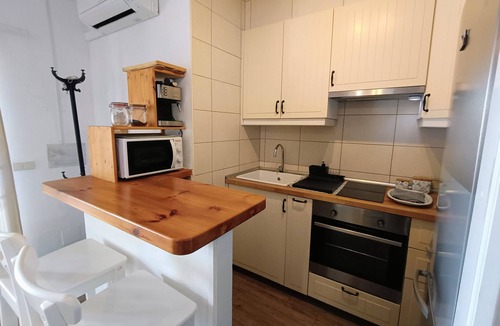 Cala en Porter Apartment | Binimar Apartment – Cala En Porter with Shared Pool, Near the Beach