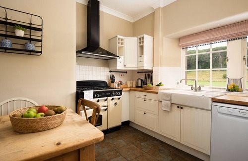 Cockburnspath Cottage | Birch Cottage - sleeping 6 guests in 3 bedrooms