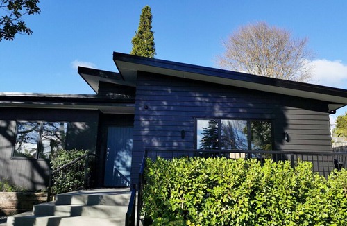 Lynmore House | Birdsong Lodge - a delightful Rotorua escape