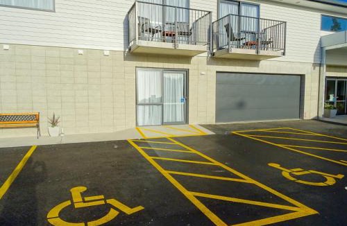 Hamilton Hotel | BKs Premier Motel Hamilton