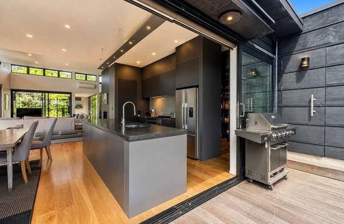Oneroa House | Blackwood Retreat by Stay Waiheke