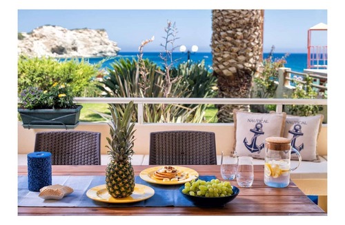 Lygaria House | Blue Beach Front Apartment in Ligaria - sleeps 5