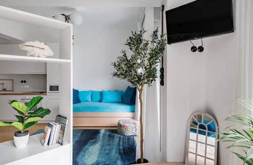 Thessaloniki City Centre Apartment | Blue City Center Boutique Apartment