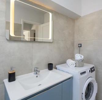 Goudhouros House | Blue Coast House
