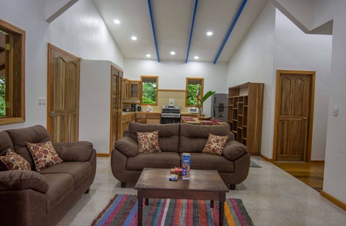 Cocles House | Blue Maverick for Nature lovers, with a/c, 4WD required!