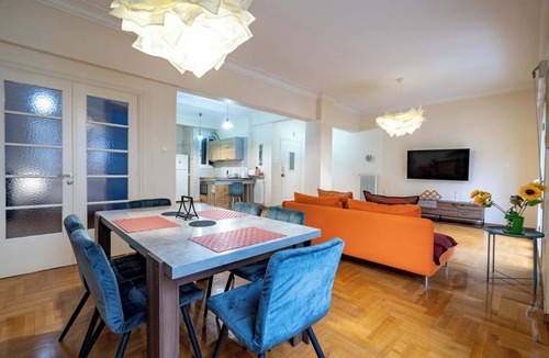 Omonia Apartment | Blue Harmony 3BR Heart of Athens by ΜΡS
