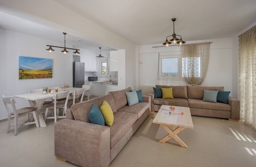 Lygaria Villa | Blue Hills Villas by Estia, Green 3
