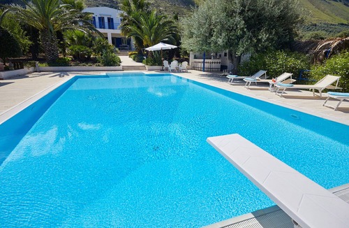 Trabia Villa | Blue House with pool. Paradise between sky and sea