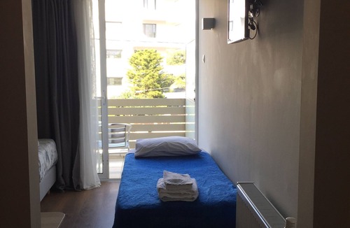 Glyfada Hotel | Blue Sky