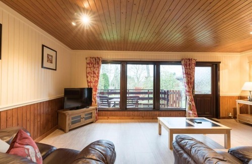 Newton Stewart House | Bluebell Lodge 2 with Hot Tub Newton Stewart