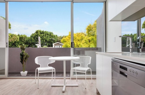Bondi Apartment | BONDI BEACH STUDIOS: IV