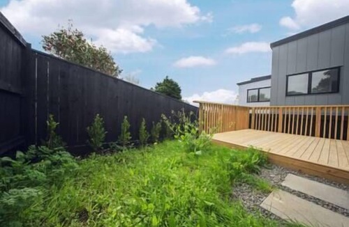 Botany Downs House | Botany Newly Built 3-Bedroom Sanctuary for Families Unit C