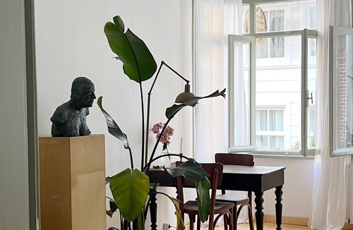 Adalar Apartment | Boutique Büyükada Flat: Historic Greek House with Private Veranda