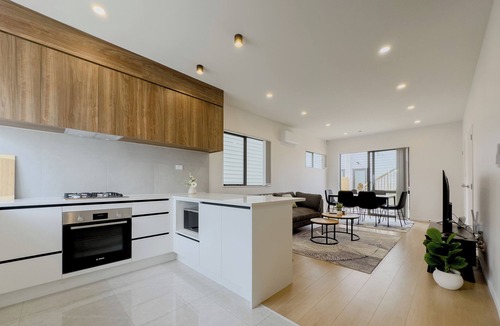 Papakura House | Brand New 4 Bedroom Retreat in South Auckland