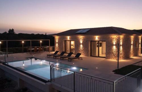 Karavados Villa | Brand New: Kefalonia Stone Villas - Villa Trapezaki Retreat