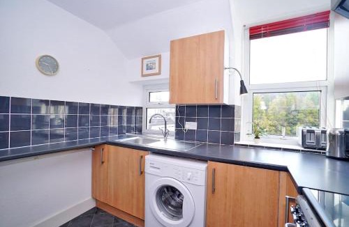 Inverurie Apartment | Bright and cosy central flat in Inverurie