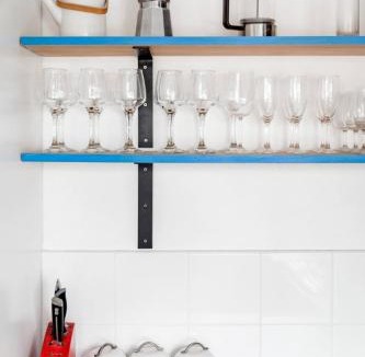 Torbay House | Bright Beachside Cottage
